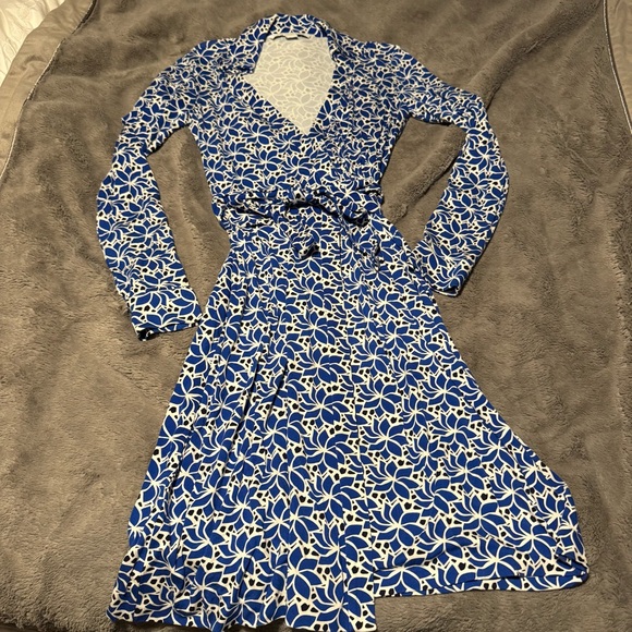 Diane Von Furstenberg Wrap Dress - Picture 2 of 8